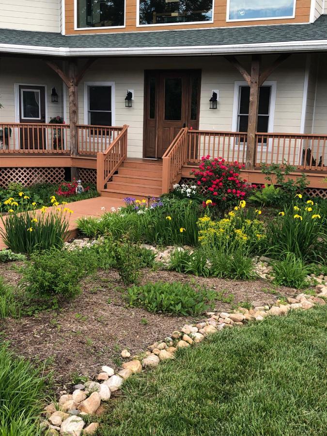 Bedford Landings Bed & Breakfast Moneta ภายนอก รูปภาพ